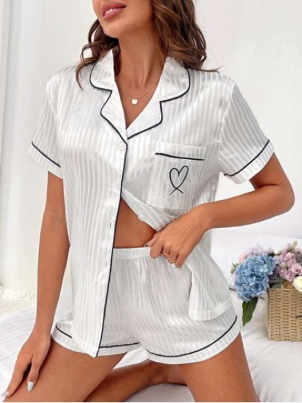 🤍Satin Bridal Heart-Embroidered Short Pajama Set 🤍